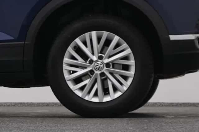 Volkswagen T-Roc (2020) thumbnail 40