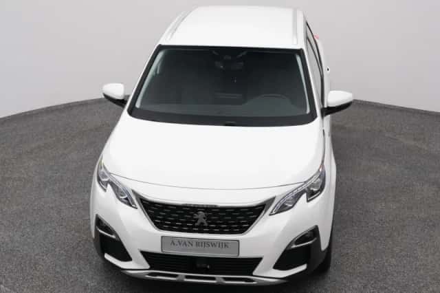 Peugeot 3008 (2020) thumbnail 26