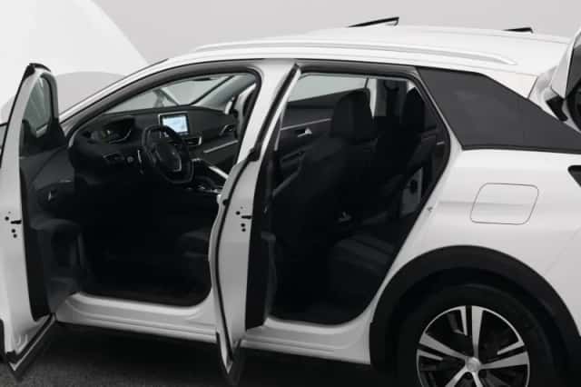 Peugeot 3008 (2020) thumbnail 33