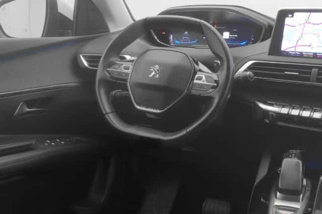 Peugeot 3008 (2020) thumbnail 7
