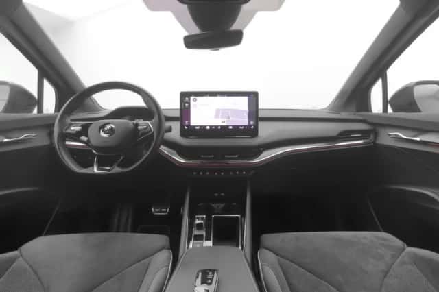 Škoda Enyaq (2021) thumbnail 3