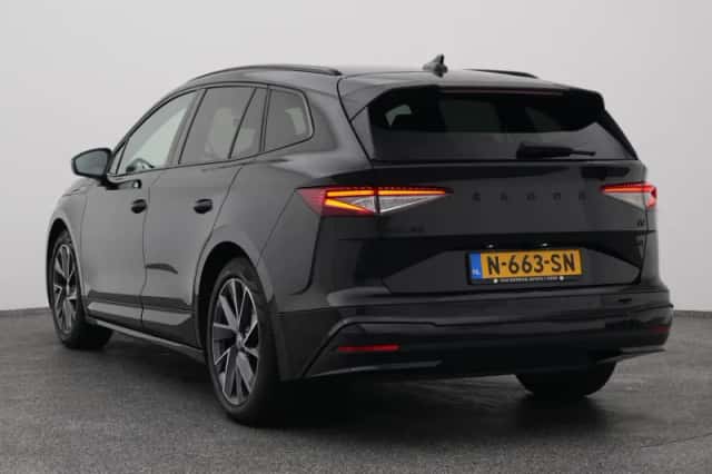 Škoda Enyaq (2021) thumbnail 5