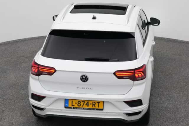 Volkswagen T-Roc (2021) thumbnail 28