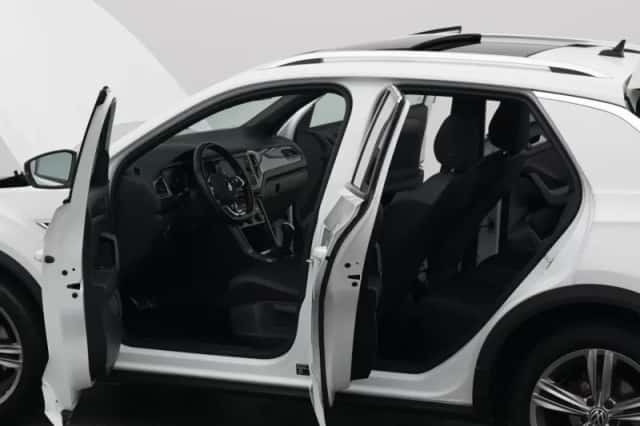 Volkswagen T-Roc (2021) thumbnail 33