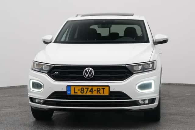 Volkswagen T-Roc (2021) thumbnail 9