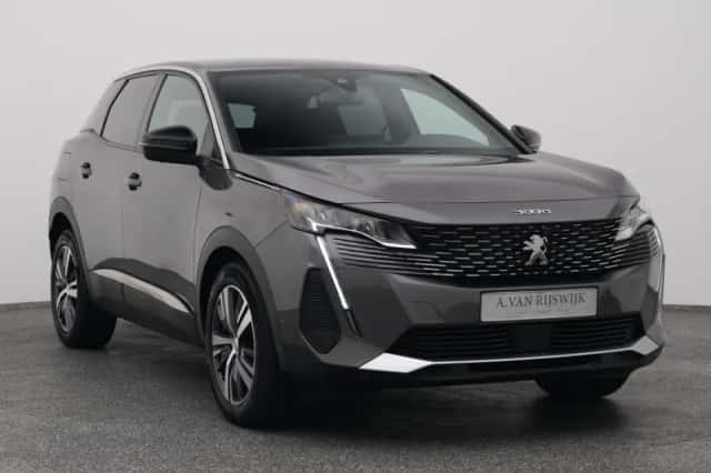 Peugeot 3008 (2023) thumbnail 2