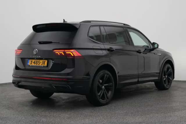 Volkswagen Tiguan (2023) thumbnail 6