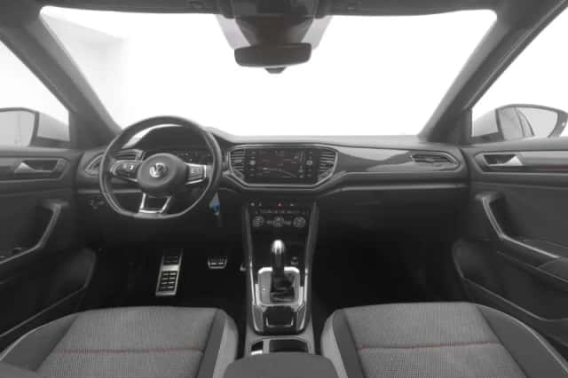 Volkswagen T-Roc (2020) thumbnail 3