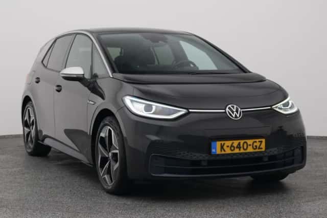 Volkswagen ID.3 (2020) thumbnail 2
