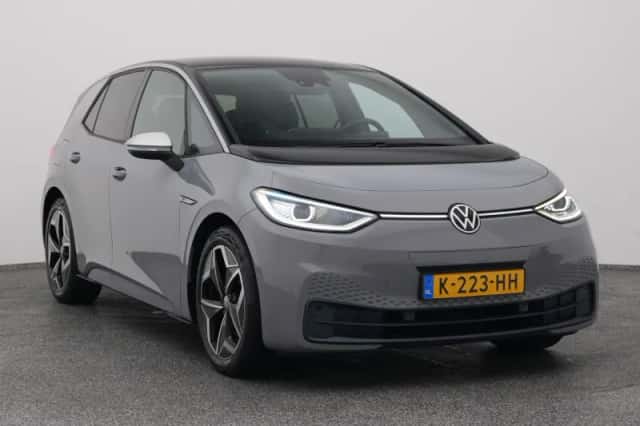 Volkswagen ID.3 (2020) thumbnail 2