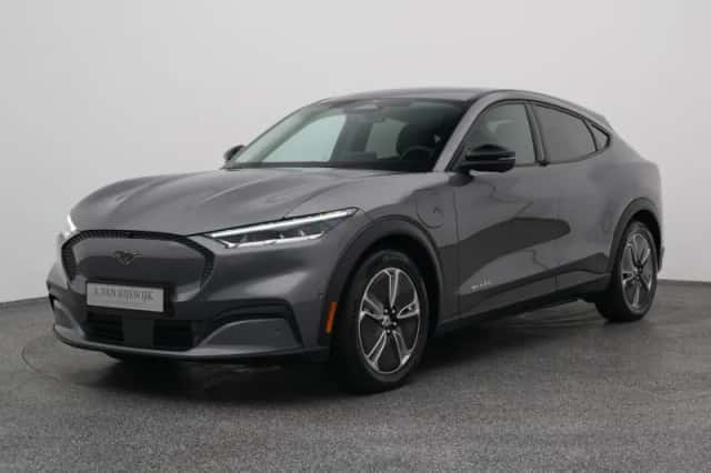 Ford Mustang (2024) thumbnail 1