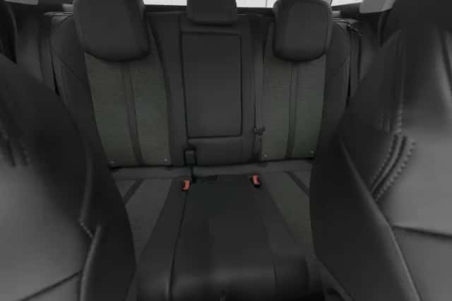 Peugeot 3008 (2019) thumbnail 4