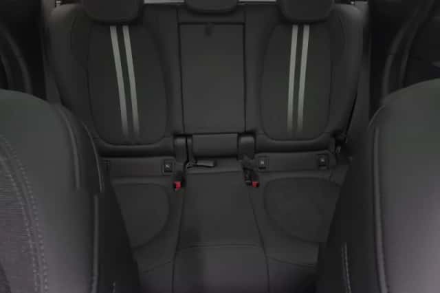BMW X1 (2021) thumbnail 4