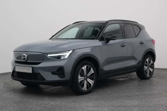 Volvo XC40 (2022) thumbnail 1