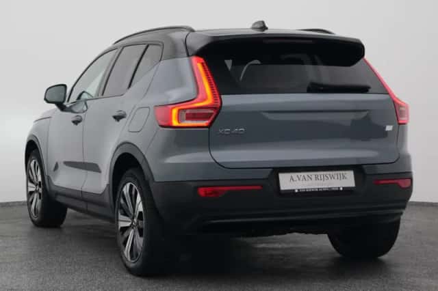 Volvo XC40 (2022) thumbnail 6