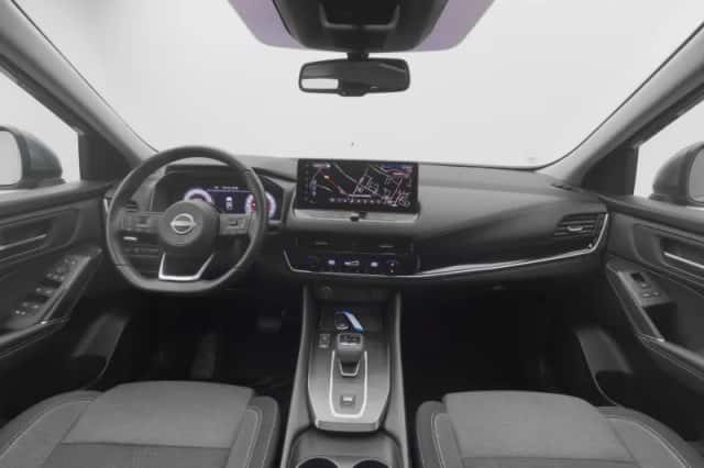 Nissan Qashqai (2023) thumbnail 3