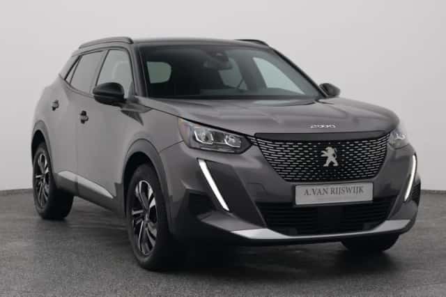 Peugeot 2008 (2022) thumbnail 2