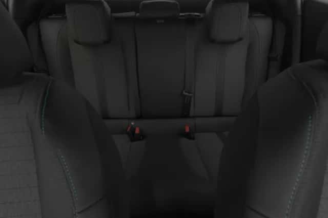 Peugeot 2008 (2022) thumbnail 4