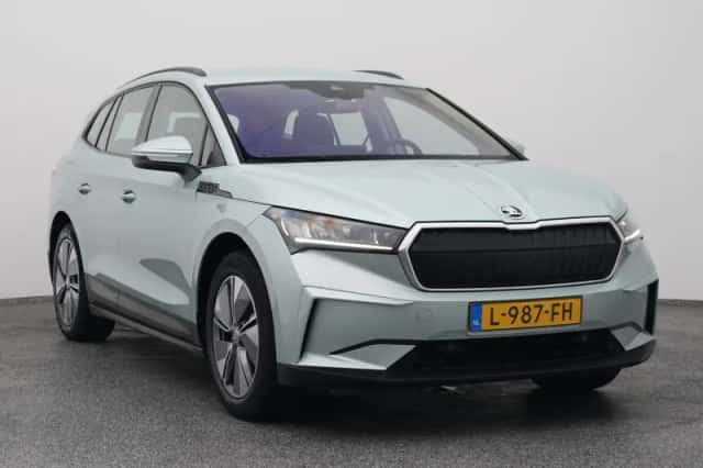Škoda Enyaq (2021) thumbnail 2