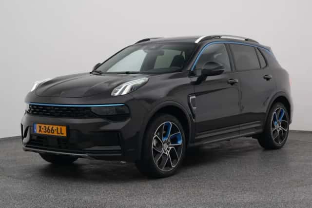 Lynk & Co 01 (2023) thumbnail 1