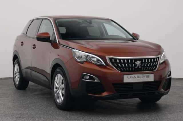 Peugeot 3008 (2019) thumbnail 2