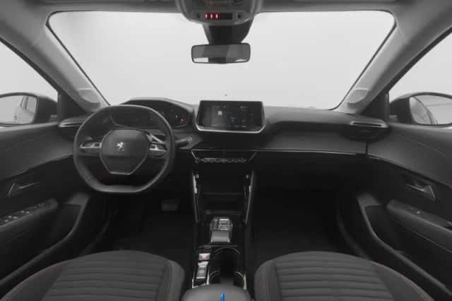 Peugeot e-208 (2022) thumbnail 3