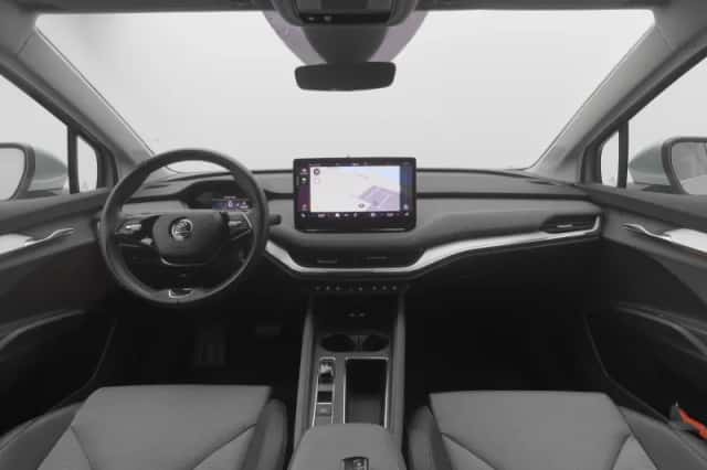 Škoda Enyaq (2021) thumbnail 3