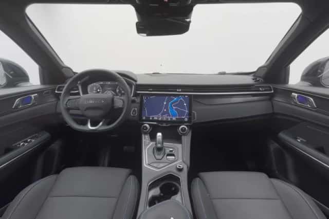 Lynk & Co 01 (2024) thumbnail 3