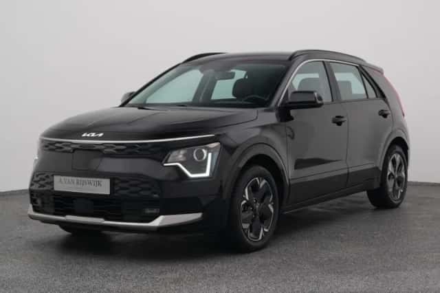 Kia Niro (2023) thumbnail 1