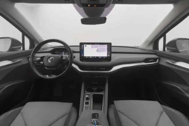 Škoda Enyaq (2021) thumbnail 3