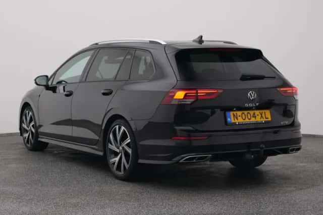 Volkswagen Golf (2021) thumbnail 5