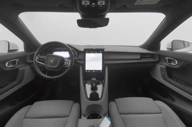 Polestar 2 (2021) thumbnail 3