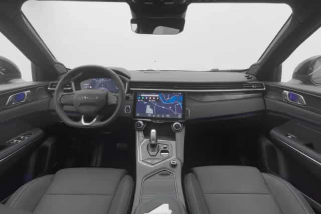 Lynk & Co 01 (2024) thumbnail 3
