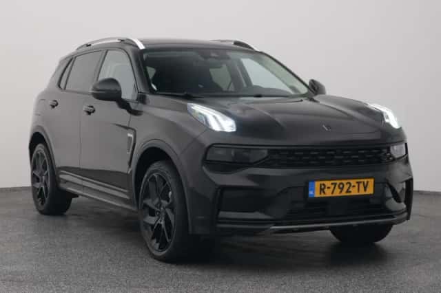 Lynk & Co 01 (2023) thumbnail 2