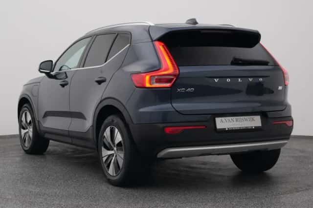 Volvo XC40 (2022) thumbnail 5
