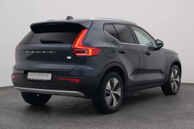 Volvo XC40 (2022) thumbnail 6