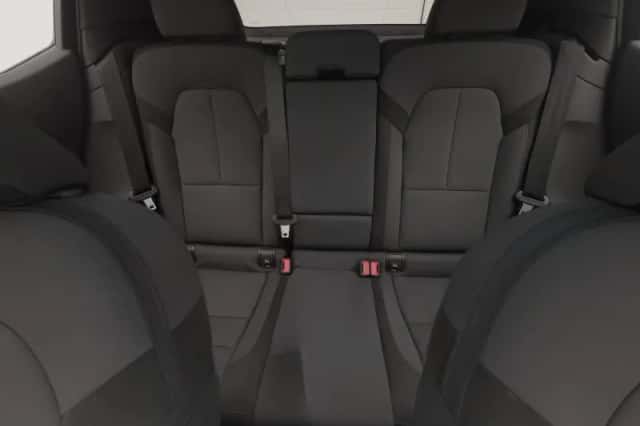 Polestar 2 (2022) thumbnail 5