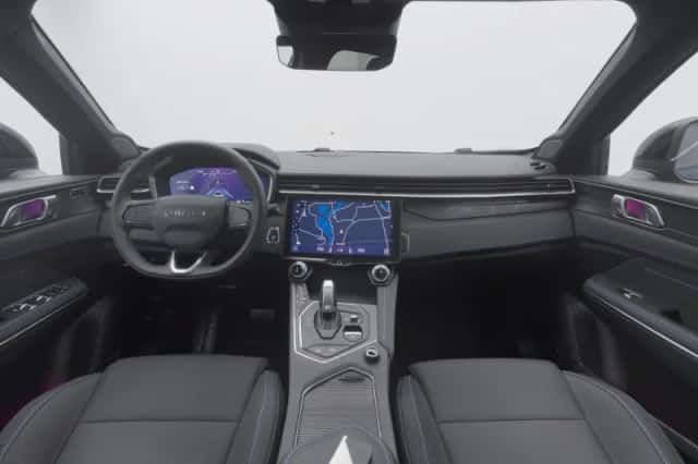 Lynk & Co 01 (2024) thumbnail 3