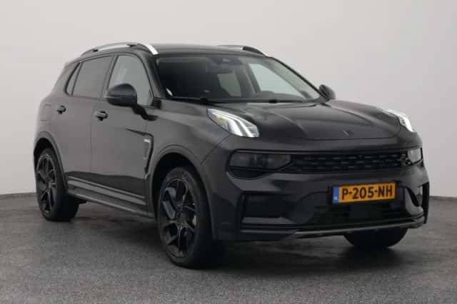 Lynk & Co 01 (2022) thumbnail 2