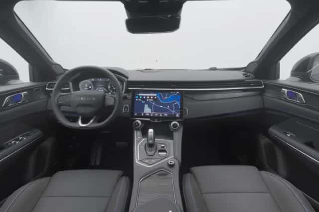 Lynk & Co 01 (2025) thumbnail 3
