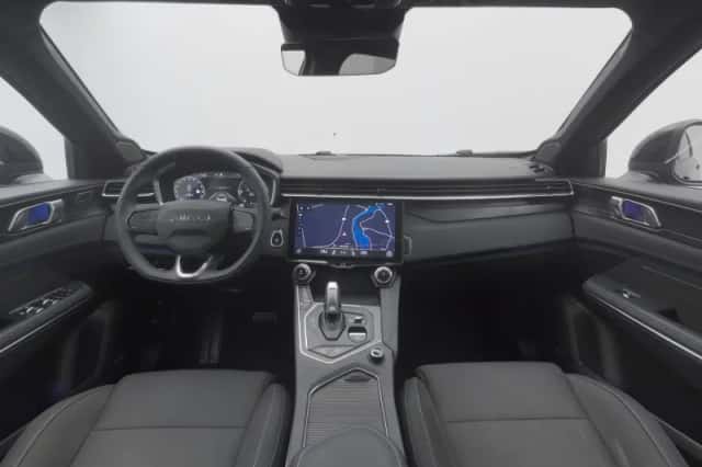 Lynk & Co 01 (2024) thumbnail 3