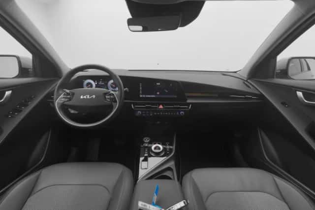 Kia Niro (2023) thumbnail 3