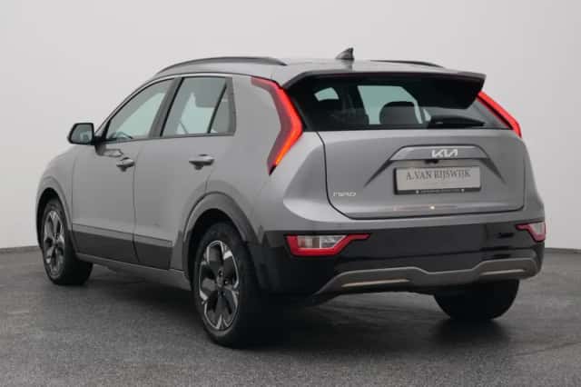 Kia Niro (2023) thumbnail 6