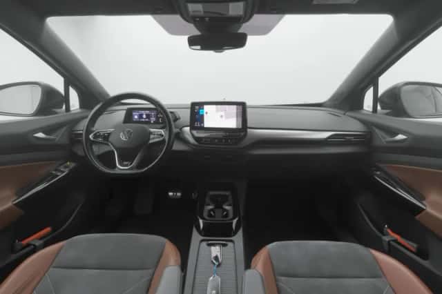 Volkswagen ID.4 (2020) thumbnail 3