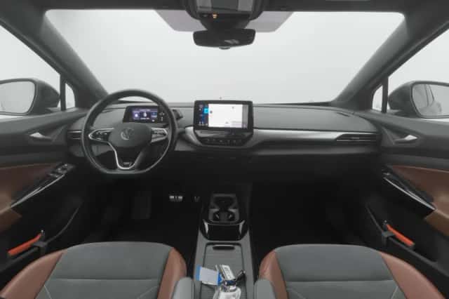 Volkswagen ID.4 (2021) thumbnail 3