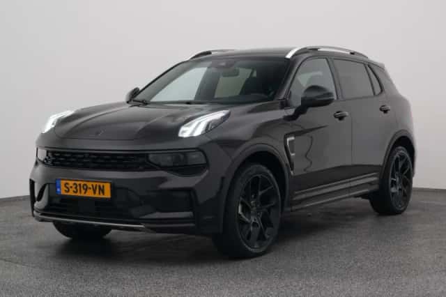 Lynk & Co 01 (2023) thumbnail 1
