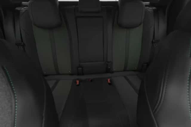 Peugeot 3008 (2022) thumbnail 4