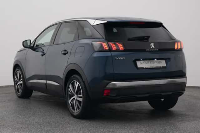 Peugeot 3008 (2022) thumbnail 5