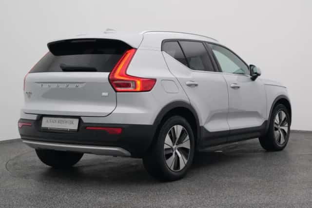 Volvo XC40 (2022) thumbnail 6