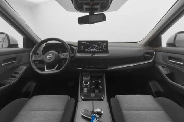 Nissan X-Trail (2023) thumbnail 3